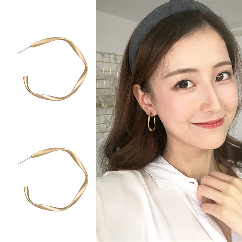 Khuyên Tai Kim Loại Bảng To Phong Cách Âu Mỹ A283