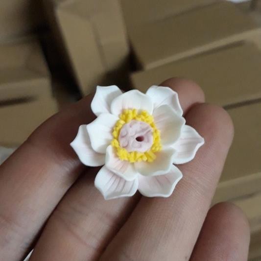 Hoa gốm trang trí bàn trà , tiểu cảnh ghép lũa, trang trí kệ tượng Hoa gốm cắm hương mini