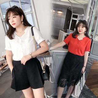 Áo cổ trụ V cho người béo mập