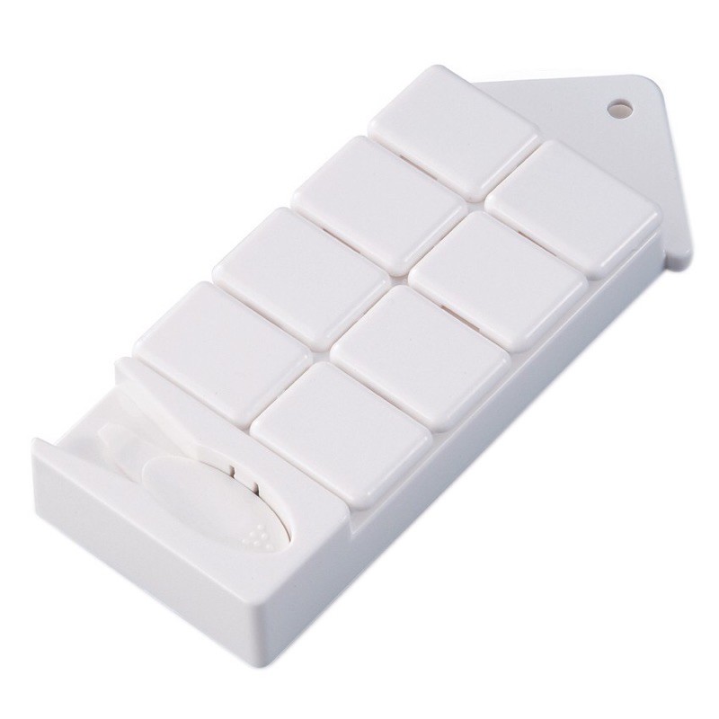 Bịt ổ điện an toàn cho bé KU.KU Duckbill KU5353 (vỉ 8 nút)