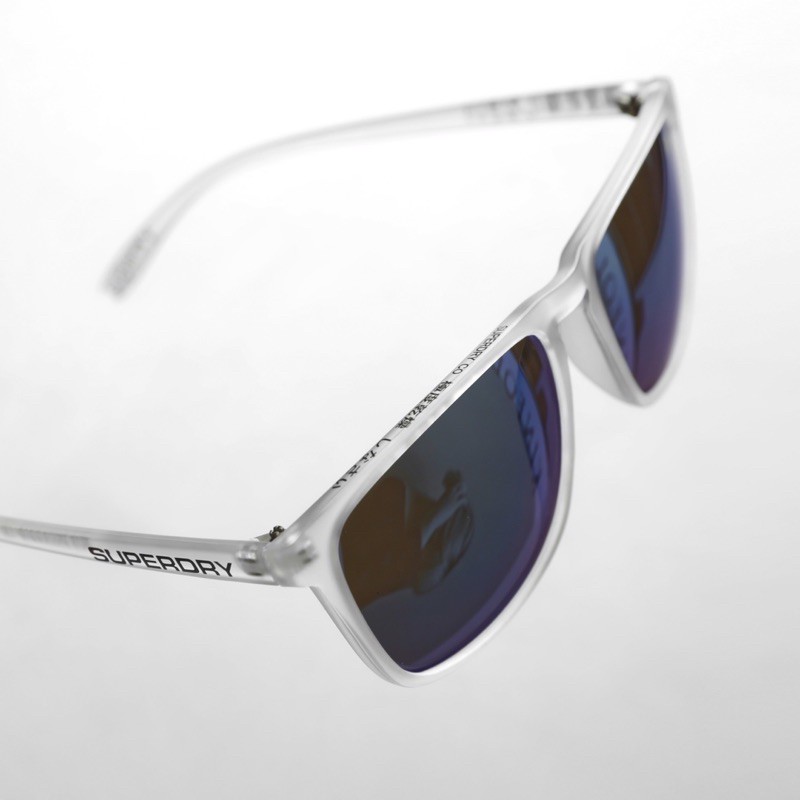Kính superdry thời trang