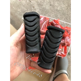 Để chân cao su, cao su để chân trước sử dụng cho xe wave 110, wave s110, RS, Wave S, Future, dream, wave nhỏ
