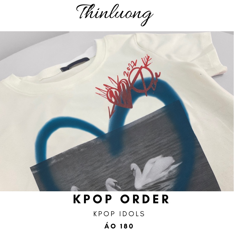 Áo trắng croptop in hình giống IU