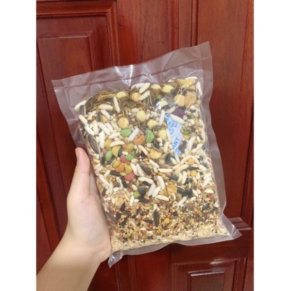 Thức ăn cơ bản có sâu cho Hamster 500gr