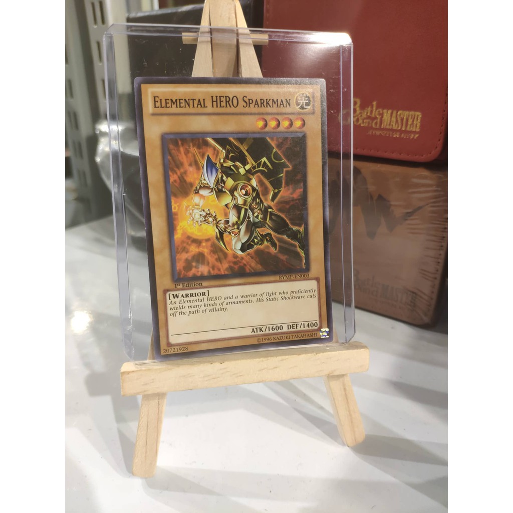 Lá bài thẻ bài Yugioh Anh hùng nguyên tố Điện Elemental Hero Sparkman - Tặng bọc bài nhựa bảo quản