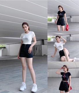 Áo thun croptop thêu hoa cúc