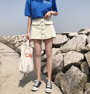 Quần bò đùi giả váy.