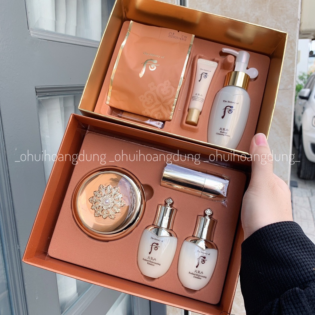 Set Phấn Nước Đông Y Tái Sinh Da WHOO Radiant Essence Cushion Set