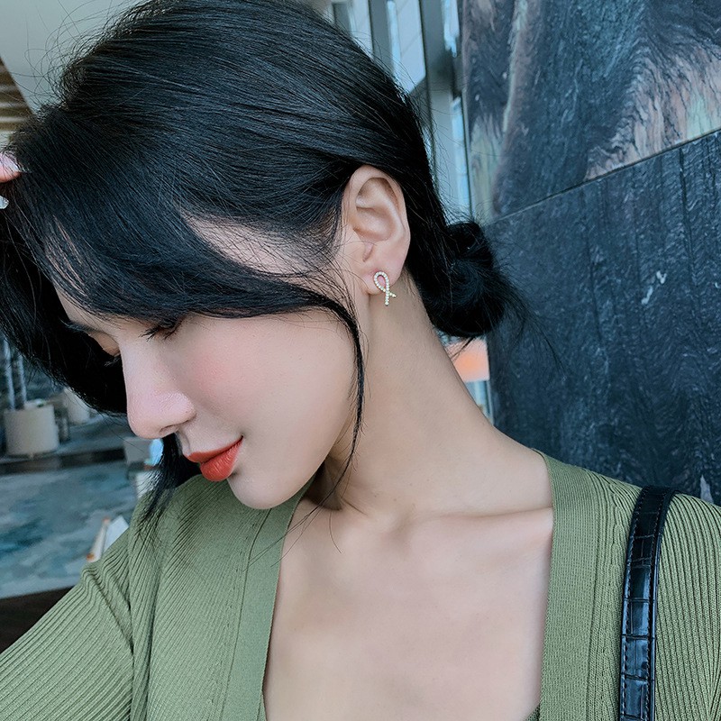 Khuyên Tai Đính Đá Phong Cách Retro C69