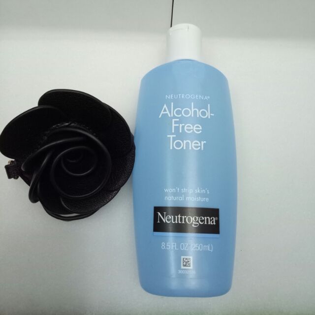 Nước hoa hồng Neutrogena Alcohol Free Toner 250ml