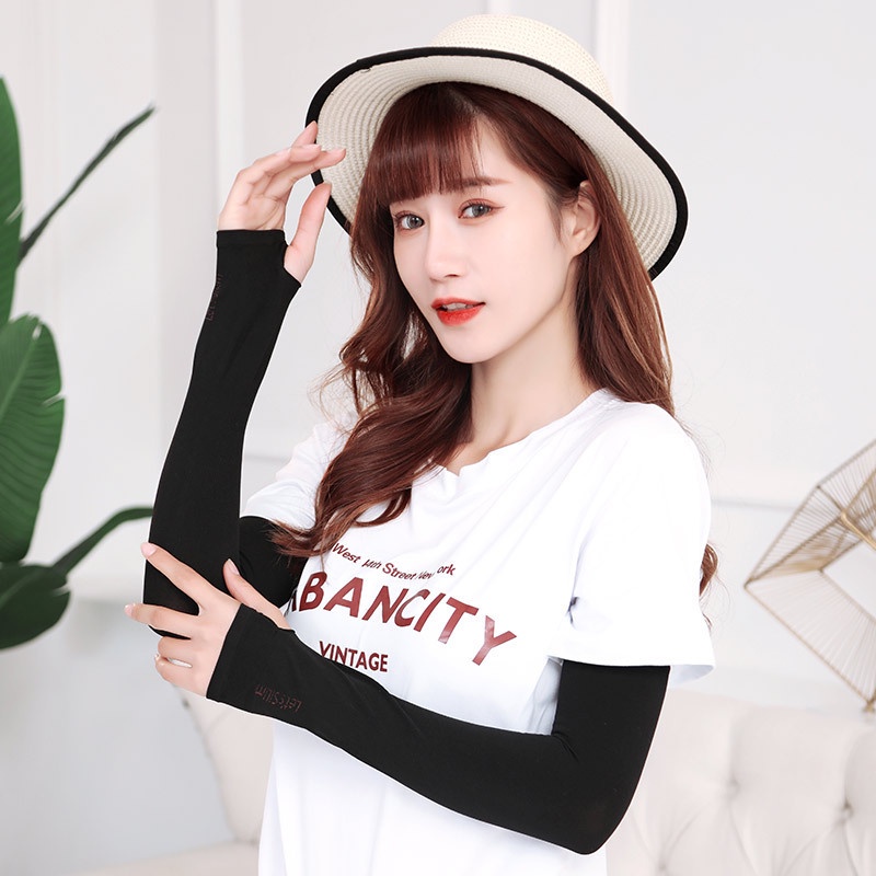 Găng Tay Chống Nắng Bằng Lụa Mát Tiện Dụng Khi Chơi Thể Thao