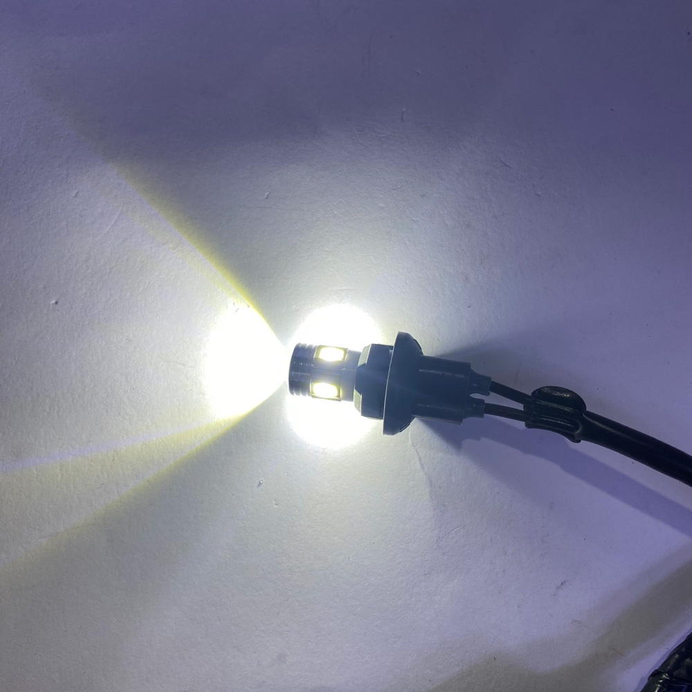 Đèn LED T10 Demi, Xinhan ô tô-xe máy 6 LED siêu sáng
