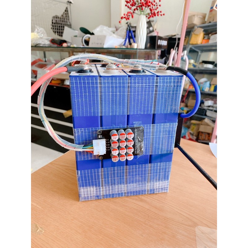 Pin lifepo4 12v 105ah đóng sẵn sử dụng
