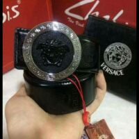 Thắt lưng versace