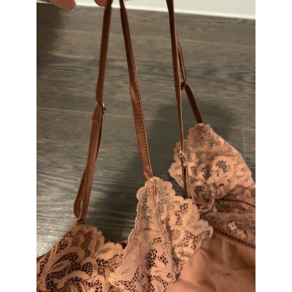 Thanh lý pass used new 98% đầm váy ngủ lụa phối ren màu nâu