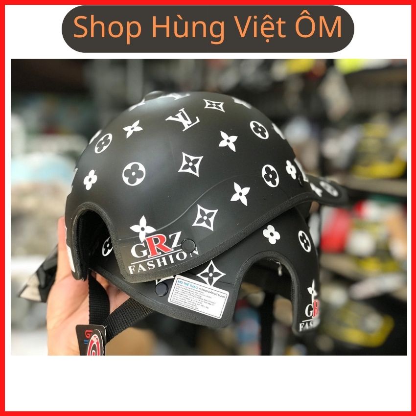 Mũ bảo hiểm lưỡi trai cho nữ LV cao cấp, thời trang nhiều màu khoét lổ búi tóc. Nón bảo hiểm lưỡi trai LV cho nữ hot hot