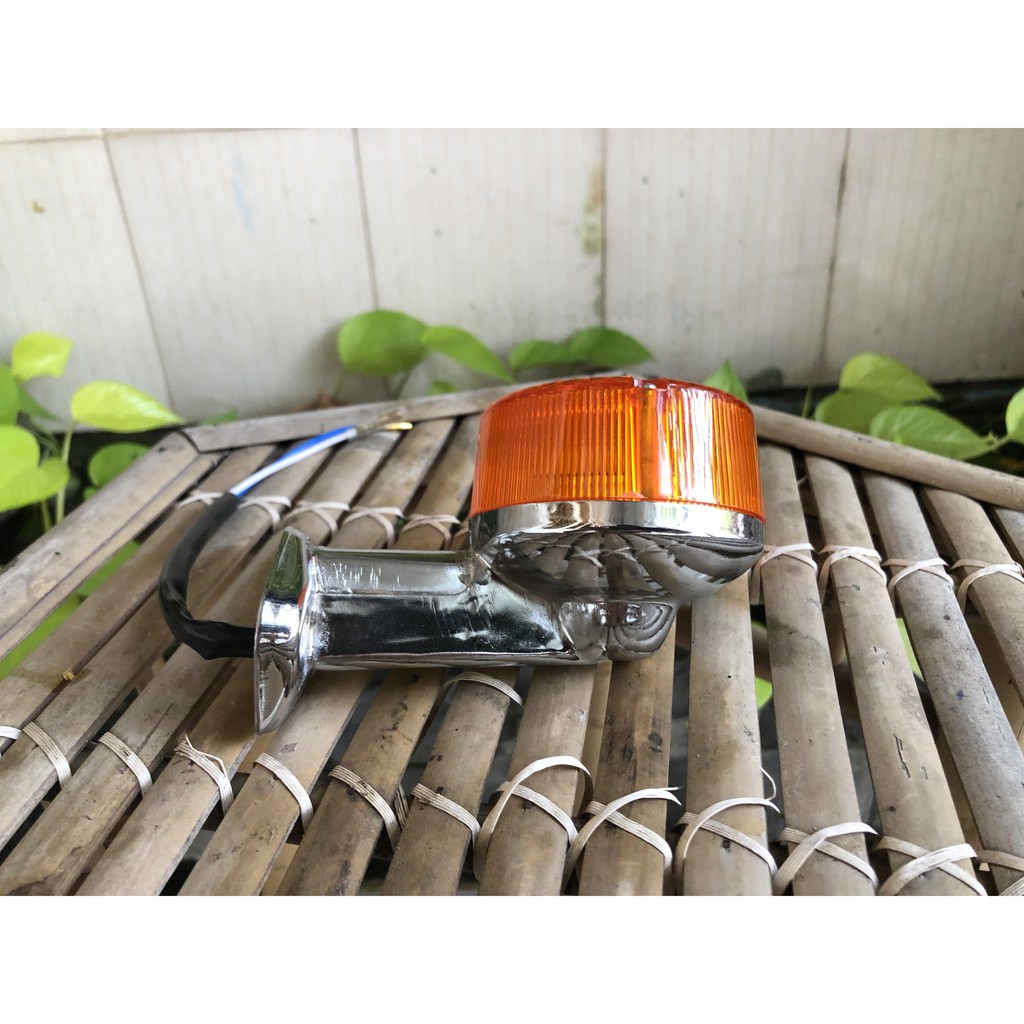 Tai đèn xinhan sau cub 81-86