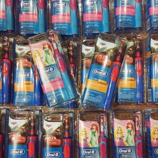 BÀN CHẢI ĐIỆN ORAL-B STAGE POWER CHO TRẺ EM
