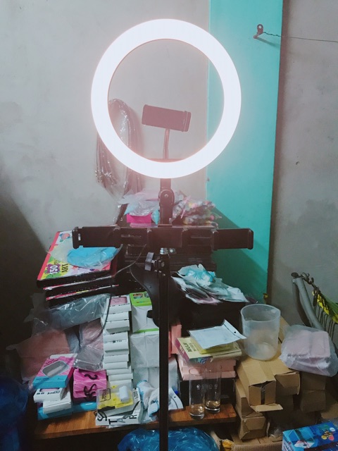 Đèn livestream 26cm kèm bộ 3 kẹp điện thoại chân cao 2.1m