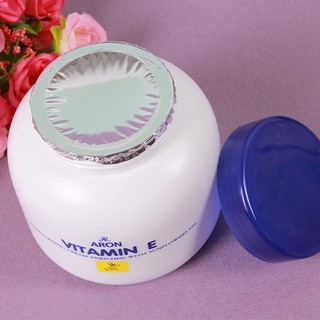 KEM DƯỠNG ẨM ARON VITAMIN E 200ML