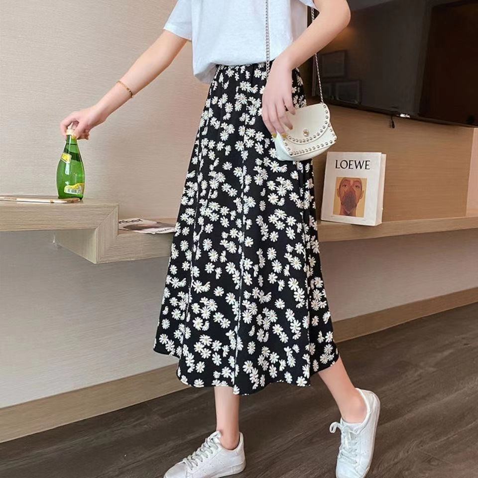 Chân Váy Voan Dài Lưng Cao Dáng Chữ A In Hoa Cúc Nhỏ Dễ Phối Đồ Thời Trang Cho Nữ    một chiếc váy nữa dài, một kích cỡ