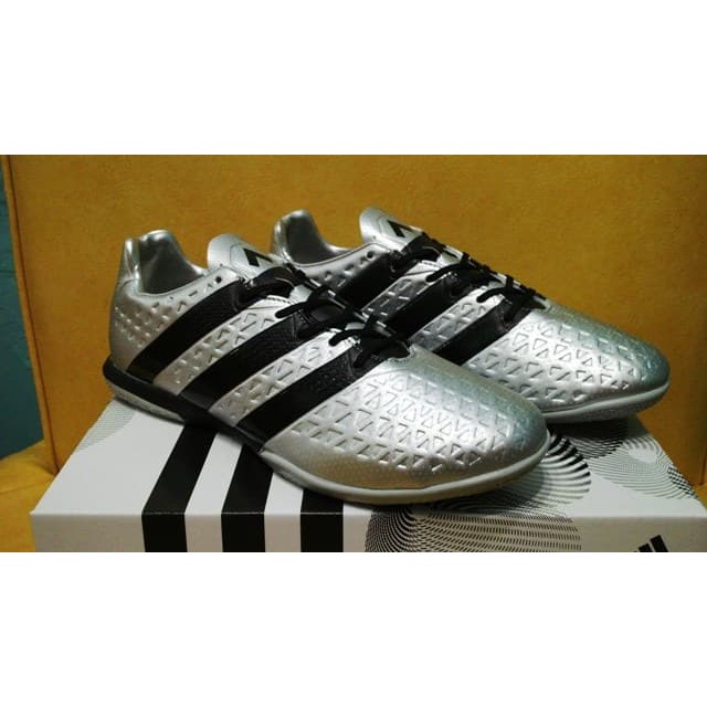 Giày Thể Thao Adidas Ace 16.3 Màu Bạc