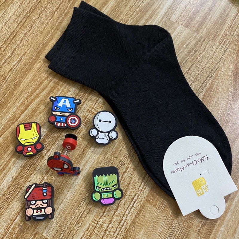 Combo 5 stick 2D + 1 lò xo + 1 tất (giao hình ngẫu nhiên)