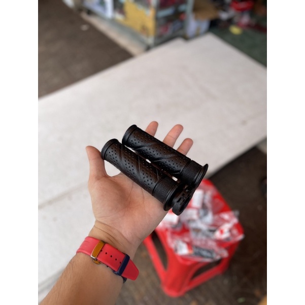 Bao tay Cup 125 chính hãng Honda chất liệu cao su  - Bao tay Super Cub 125