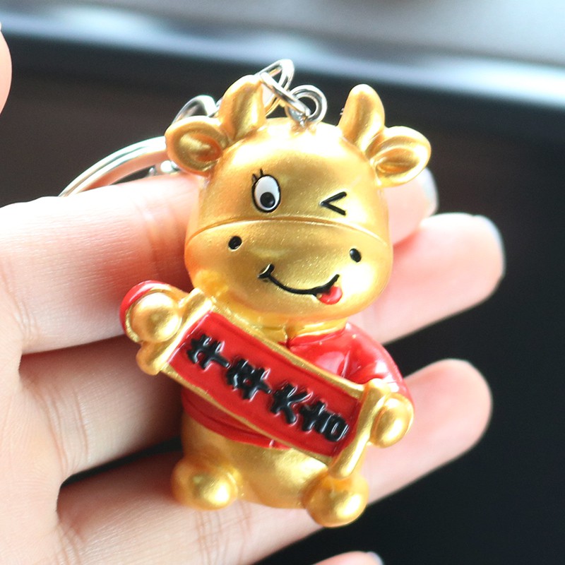 Móc khoá  trâu may mắn - phong thủy  treo Balô ô tô , xe máy tiện lợi