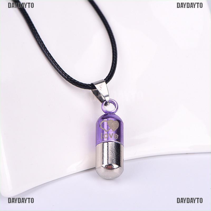 Giá Đỡ Vòng cổ Mặt Kim Loại Hình Viên Thuốc Độc Đáo