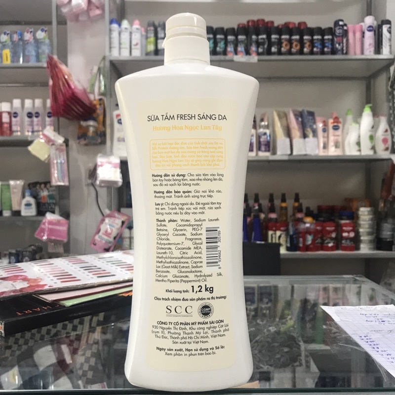 Sữa tắm Fresh sáng da hương  hoa Ngọc Lan Tây 1.2kg