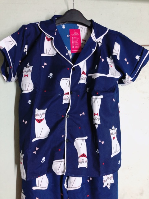 Bộ pizama tay cộc quần dài chất kate thái loại 1 | BigBuy360 - bigbuy360.vn