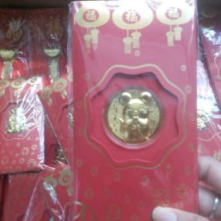 Lì xì mạ vàng tặng khách VIP