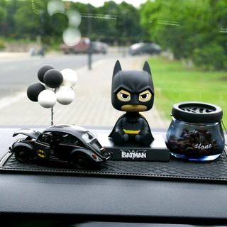 Mô hình batman dễ thương trang trí nội thất xe hơi