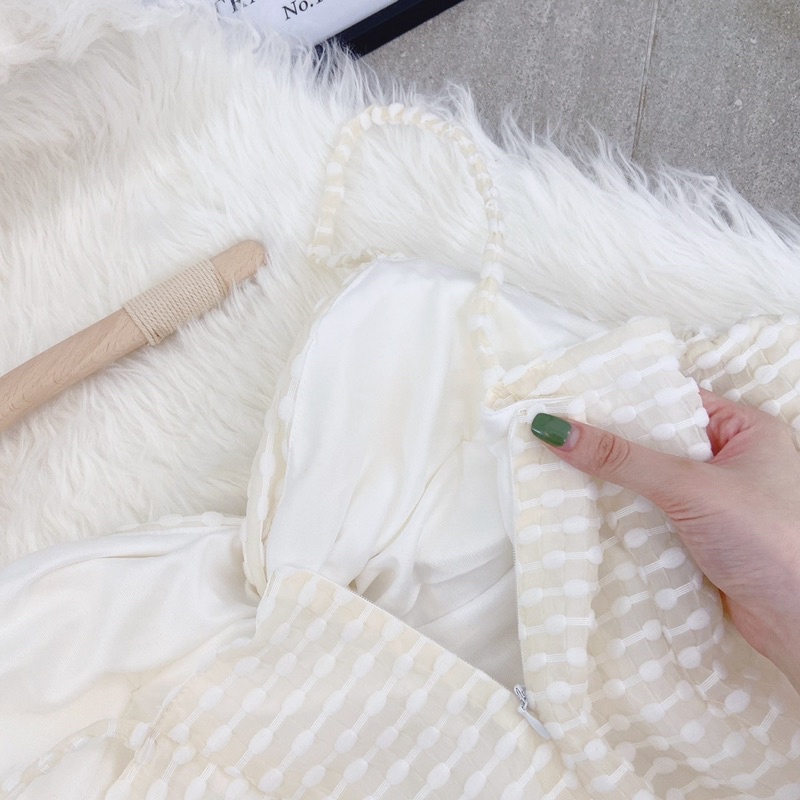 ĐẦM NUDE 2S RỚT TAY PHỒNG XOẮN NGỰC KHOÉT