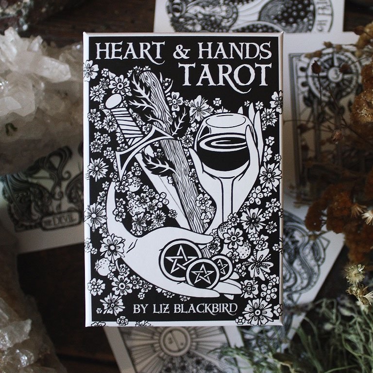 Bài Heart and Hands Tarot
