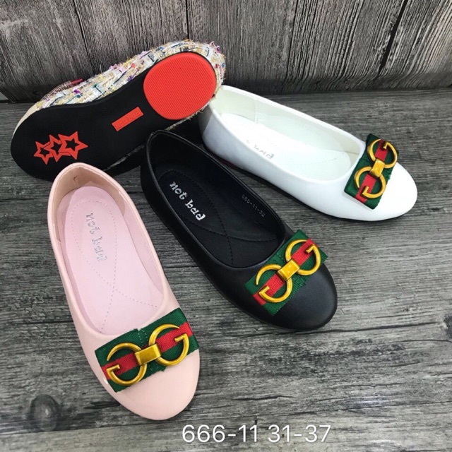 Giầy búp bê trẻ em