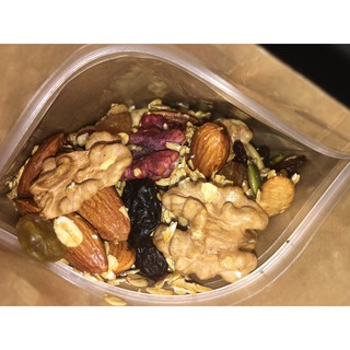 Granola ăn sáng nhiều hạt (Ngũ cốc ăn kiêng nguyên hạt)