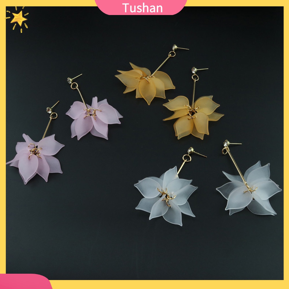 Khuyên tai dáng dài hình cánh hoa bằng nhựa thời trang nữ