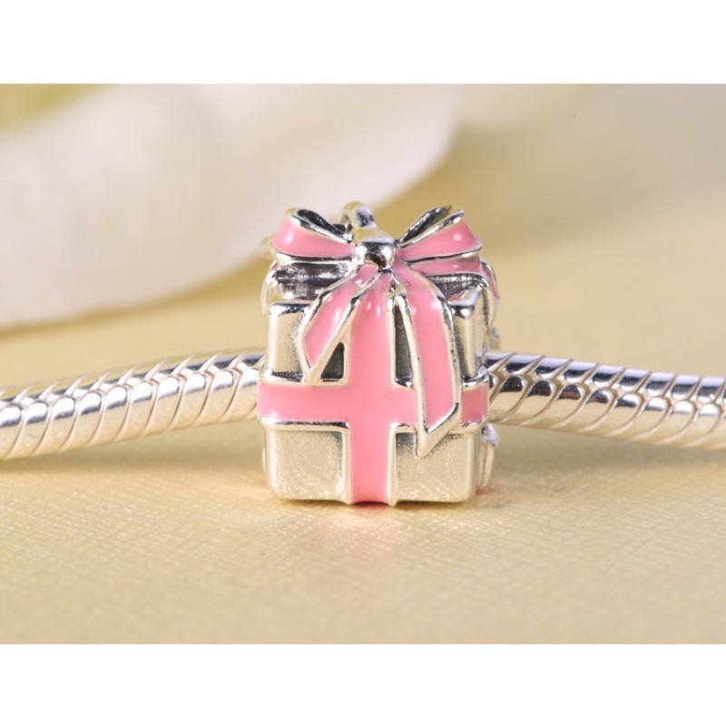 charm pan hộp quà nơ hồng bạc s925 cao cấp