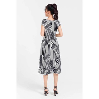 Đầm Maxi VIENTRAN Xoắn Eo V63M21H021