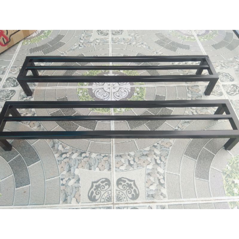 Kệ sắt kê chậu cây - hoa Dài 70cm, Rộng 15- 20cm. Chất liệu hộp thép vuông 14mmx14mm
