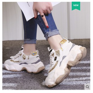 Giày nữ ulzzang phong cách Hàn Quốc