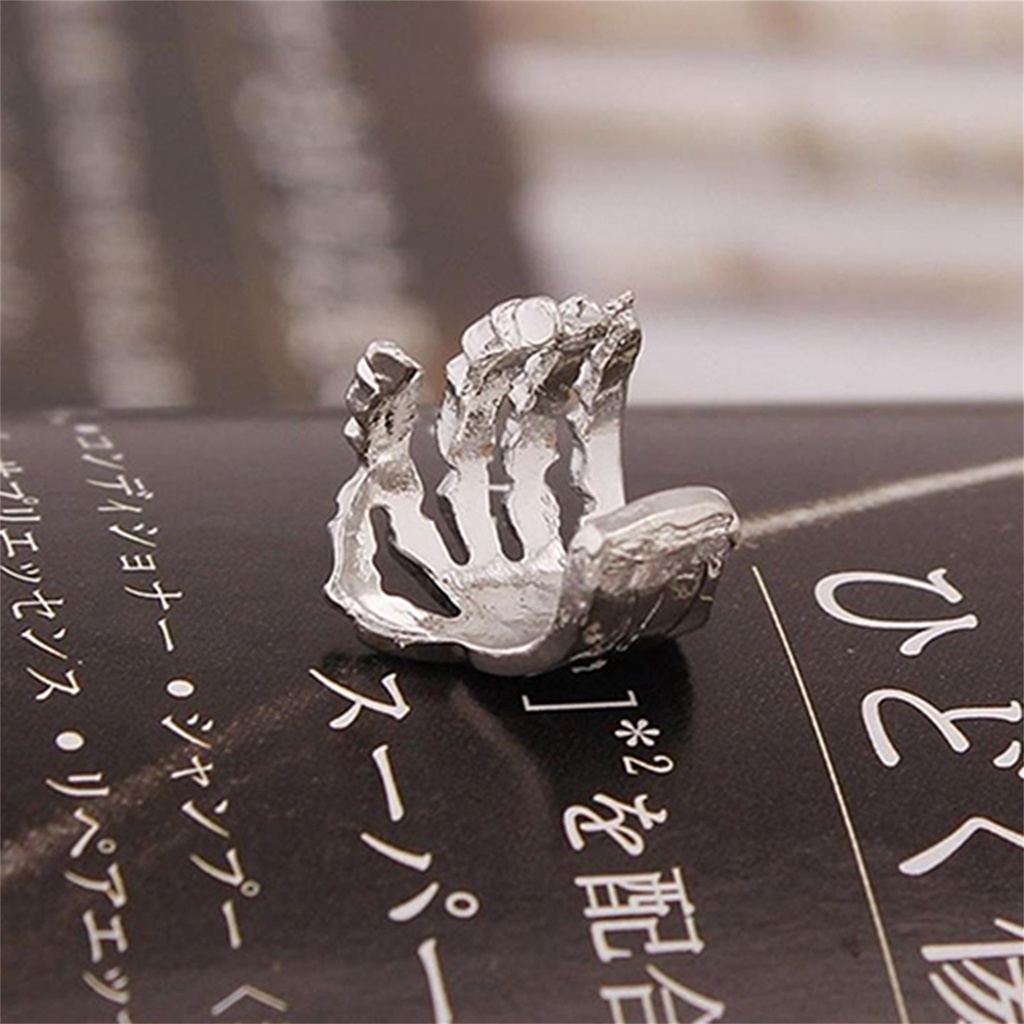 1 Khuyên Kẹp Vành Tai Hình Bàn Tay Xương Cá Tính