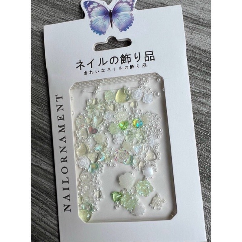 Khay phụ kiện hoa thạch nail mix 6 màu rất xinh – hoa thạch nhí nail mix bi trang trí móng phong cách Hàn Nhật