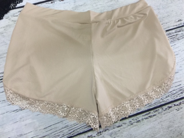 Quần váy su thông hơi viền ren 2048 | BigBuy360 - bigbuy360.vn