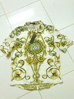 Set áo sơ mi chân váy Versace