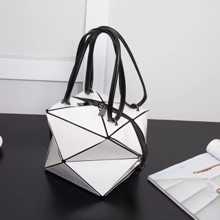 Túi xách 3D đeo được nhiều kiểu( có sẵn )