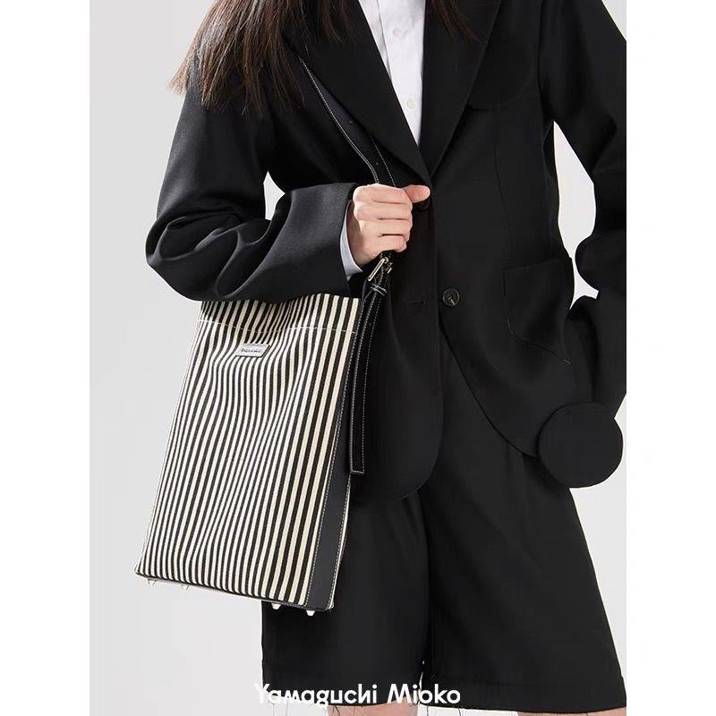 ۞✻Túi Xách Cỡ Lớn Phối Thắt Lưng Họa Tiết Kẻ Sọc Thời Trang