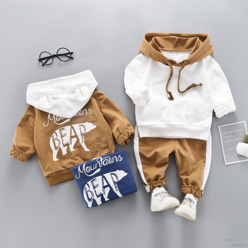 Bộ áo hoodie + quần dài in họa tiết xinh xắn cho bé trai